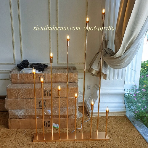 Đèn dẫn lối đám cưới đế ngang 1m Đèn dẫn lối đám cưới đế ngang 1m