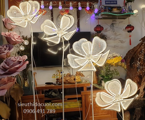 Đèn dẫn lối đám cưới hoa led đại Đèn dẫn lối đám cưới hoa led đại