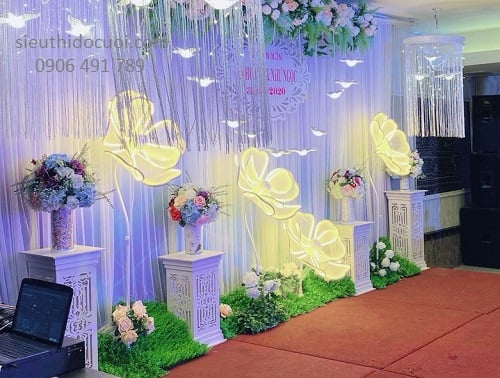 Đèn dẫn lối đám cưới hoa led đại Đèn dẫn lối đám cưới hoa led đại
