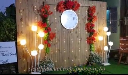 Đèn dẫn lối sân khấu hoa sen Đèn dẫn lối sân khấu hoa sen