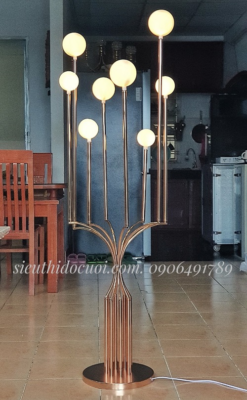 Đèn dẫn lối sân khấu bình hoa Đèn dẫn lối sân khấu bình hoa
