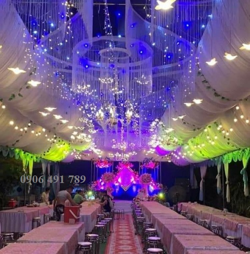 Đèn led trang trí đám cưới thả pháo hoa Đèn led trang trí đám cưới thả pháo hoa