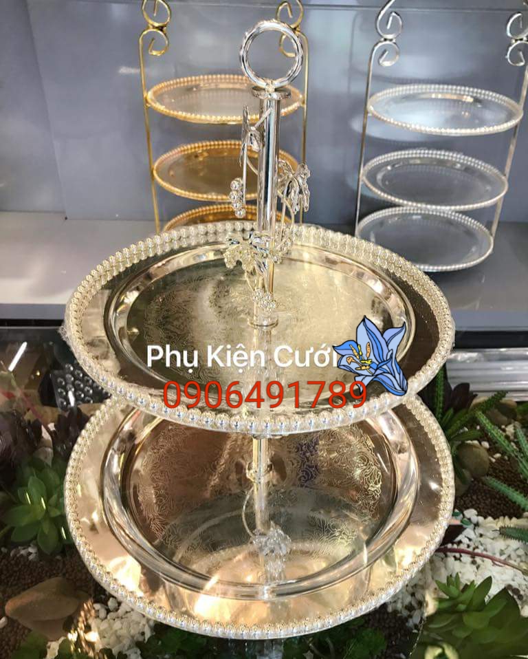 Kệ để bánh cưới Kệ để bánh cưới