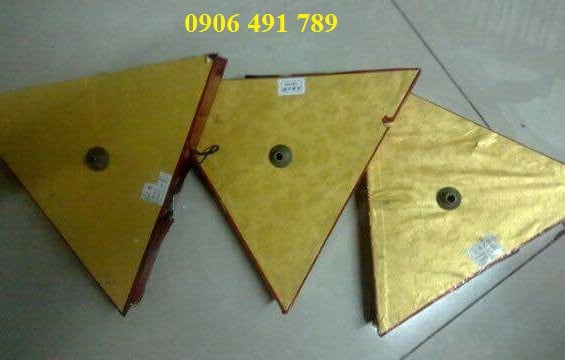 Pháo điện xoay tam giác
