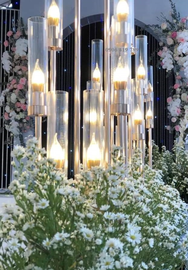 Trụ đèn led 8 ngọn có chụp đèn Trụ đèn led 8 ngọn có chụp đèn
