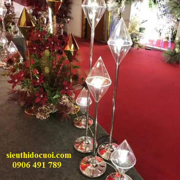 Bộ chóp thoi kim cương đèn led