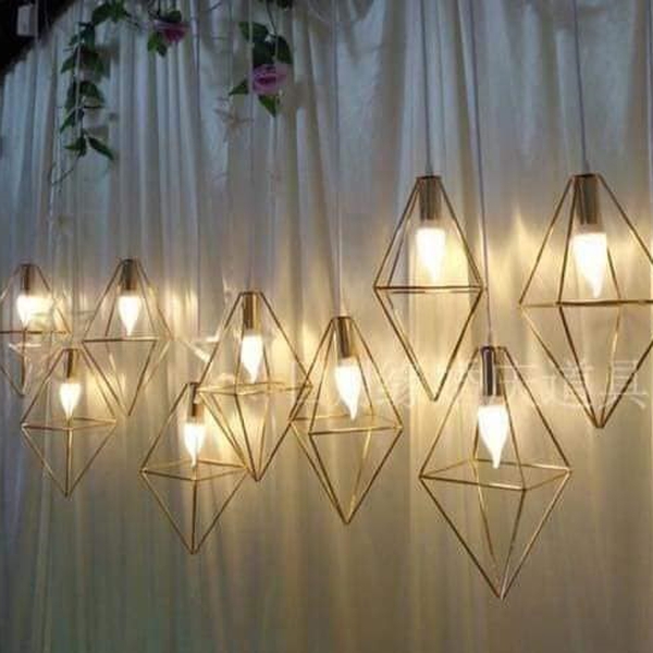Bộ dây thả chóp thoi đèn led trang trí