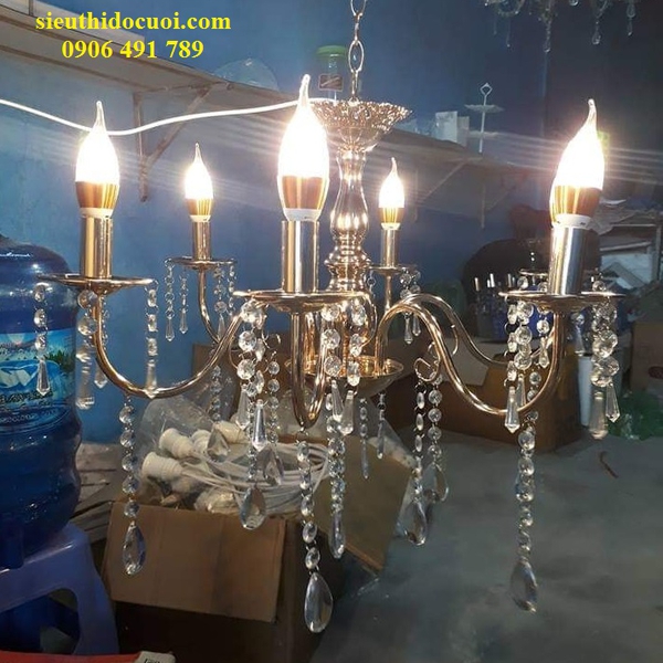 Đèn chùm sắt  6 bóng