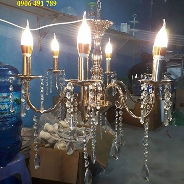 Đèn chùm trang trí rạp cưới mẫu DC-06  (6 tay sắt)
