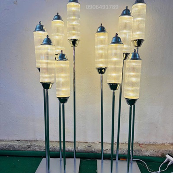 Đèn dẫn lối hình ống cầu