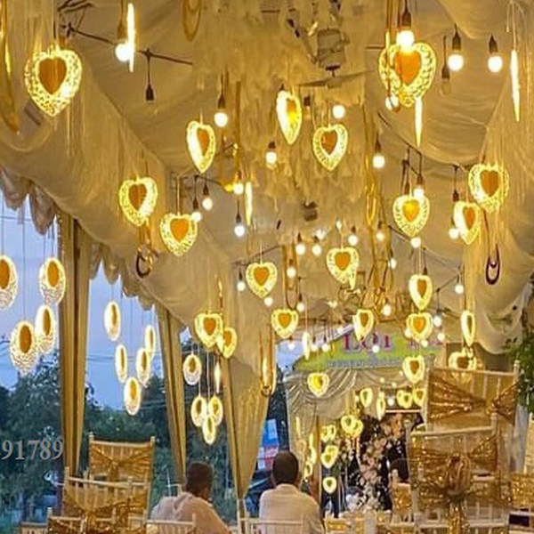 Đèn led đám cưới thả trái tim