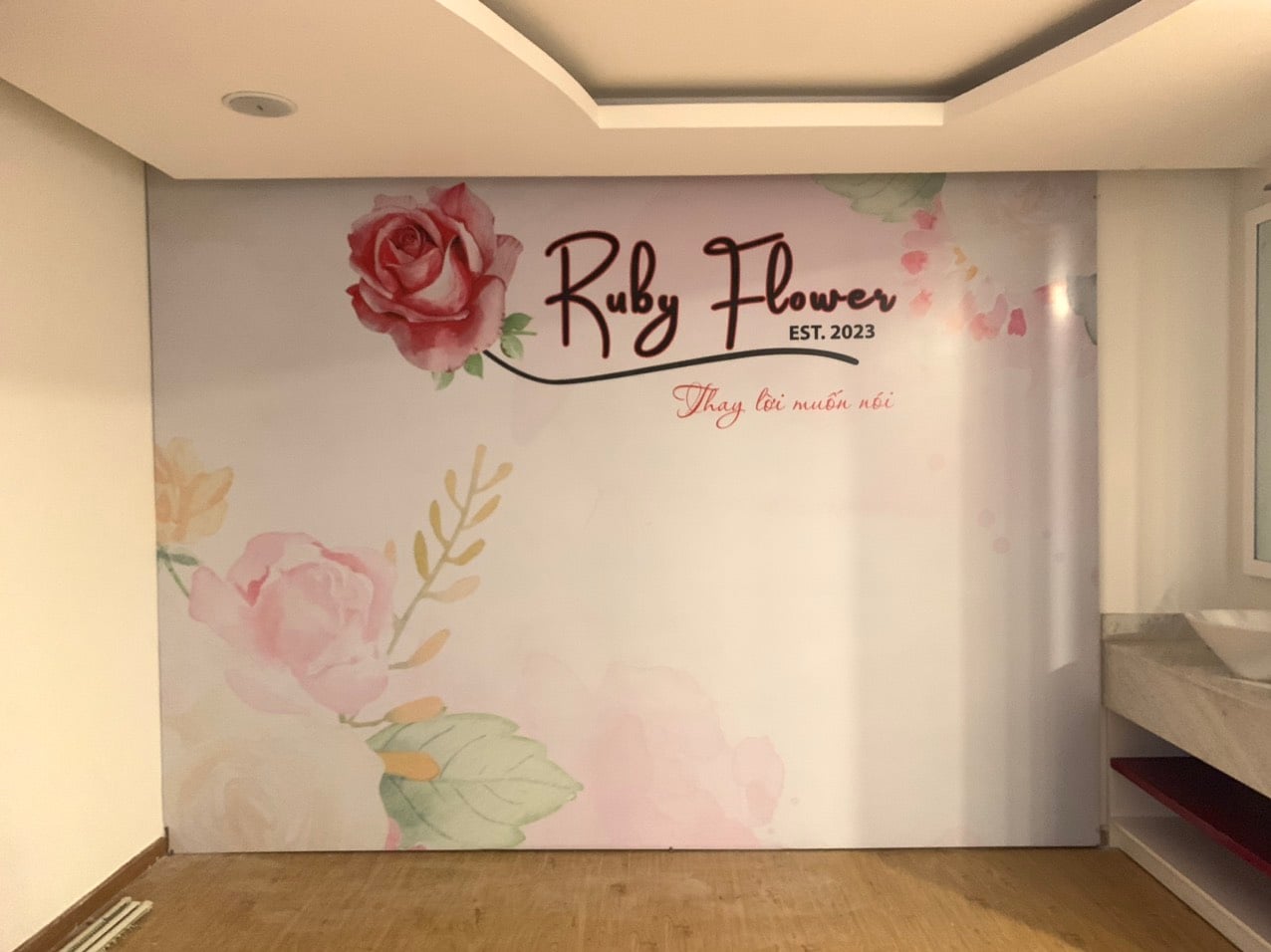Thi công bảng hiệu Showroom | Quảng cáo nội thất Tín Nghĩa