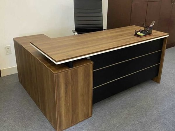Bàn làm việc chữ L có phù hợp với văn phòng nhỏ?