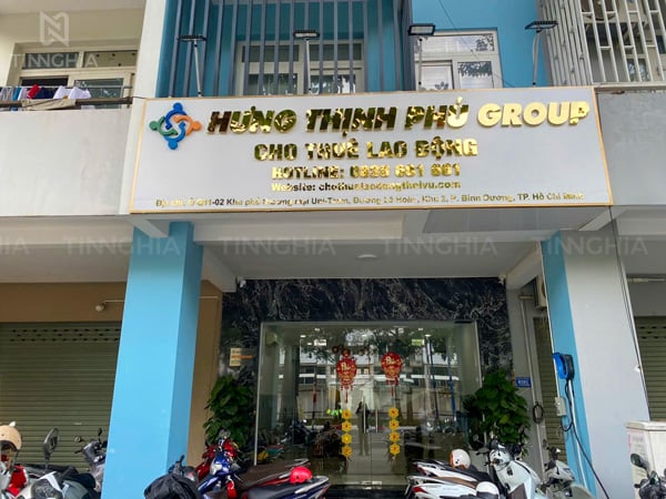 Bảng hiệu alu chữ nổi inox