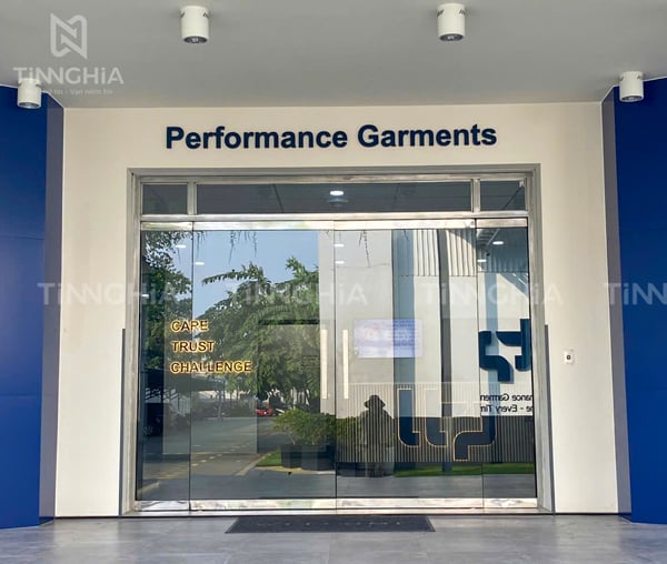 Chữ nổi inox sơn - Chữ inox màu theo thương hiệu