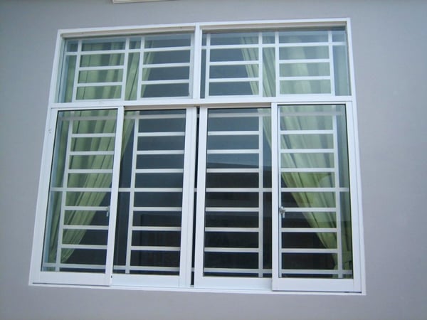 Lắp đặt cửa sổ kính cường lực Bình Dương