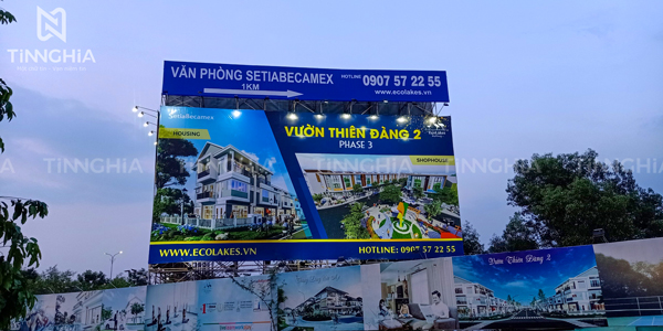 Nhận in bảng hiệu bạt hiflex ngoài trời đẹp dùng cho quảng cáo