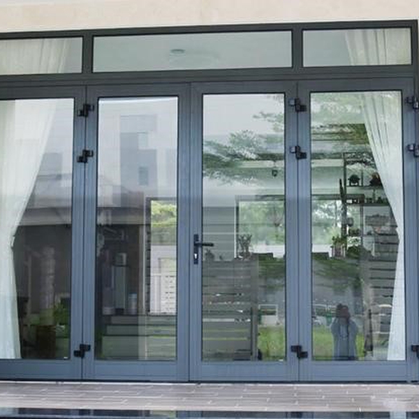 Cửa kính cường lực đẹp - thi công trọn gói