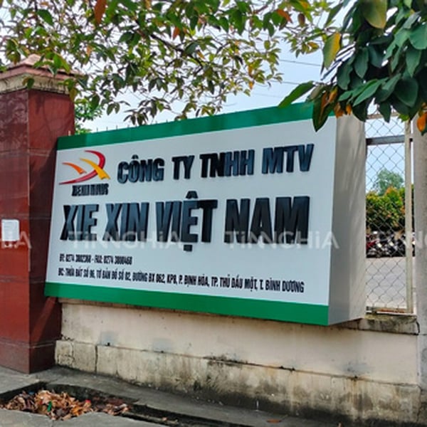 Bảng hiệu alu chữ nổi inox