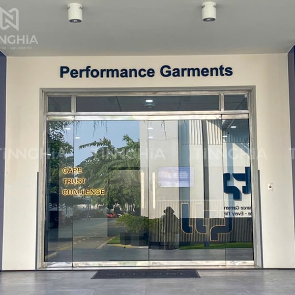 Chữ nổi inox sơn - Chữ inox màu theo thương hiệu