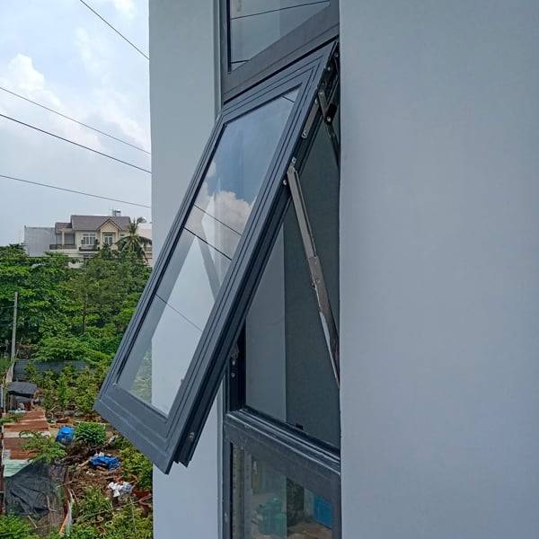 Lắp đặt cửa sổ kính cường lực Bình Dương