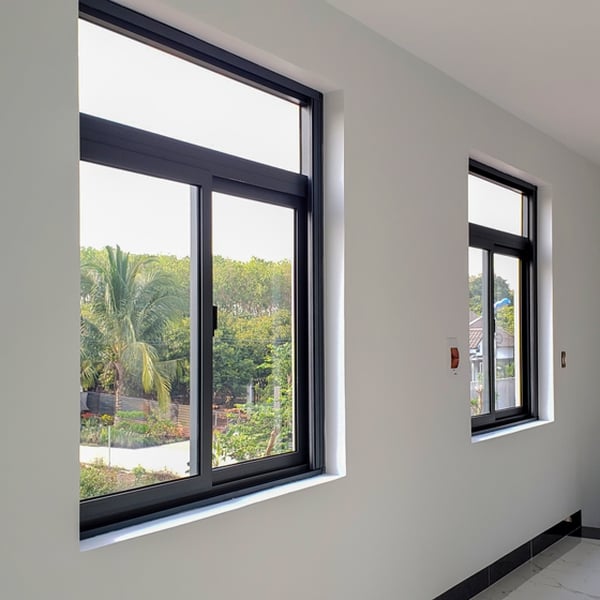 Lắp đặt cửa sổ kính cường lực Bình Dương