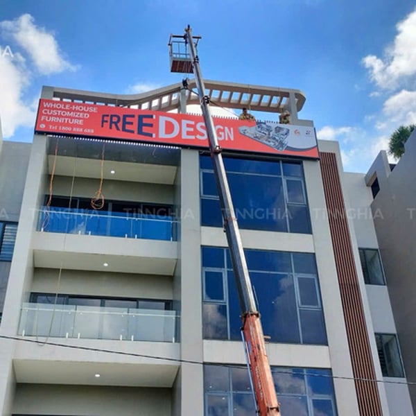 Hộp đèn căng bạt