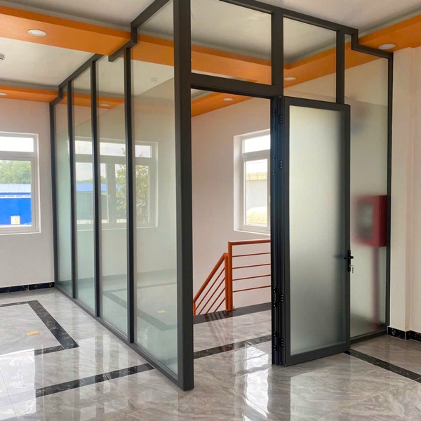 Cửa kính cường lực đẹp - thi công trọn gói