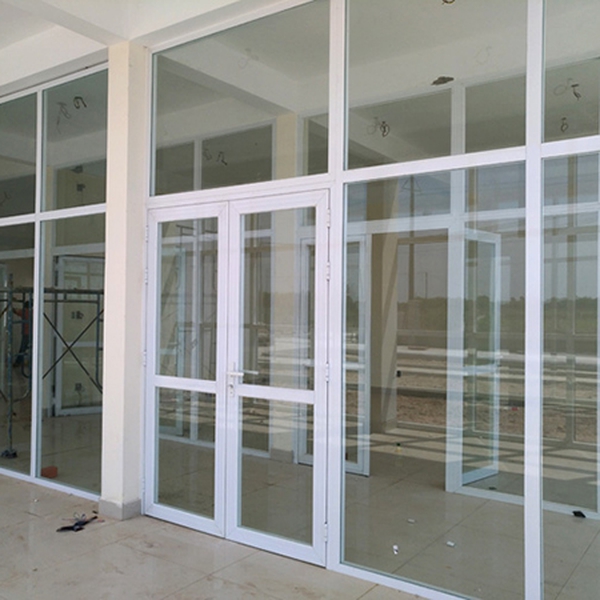 Cửa kính cường lực đẹp - thi công trọn gói