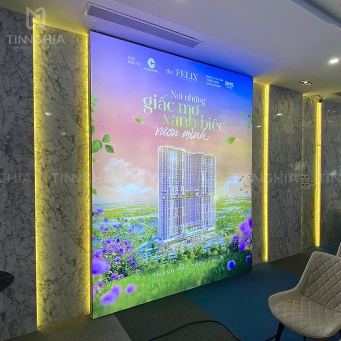 Hộp đèn căng bạt