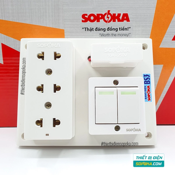 Bảng Điện 2 Công Tắc 3 Lỗ Cắm Có Cầu Chì 2200W 10A BS3 SOPOKA