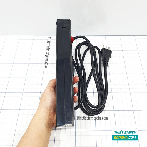 Ổ Cắm Điện 4 Lỗ 3 Chấu Lõi Sứ Chống Cháy Tự Ngắt Quá Tải 2200W 10A 4T SOPOKA