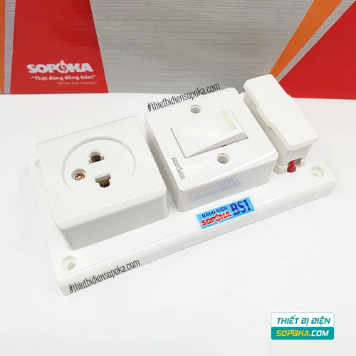 Bảng Điện 1 Công Tắc 1 Lỗ Cắm Có Cầu Chì 2200W 10A BS1 SOPOKA