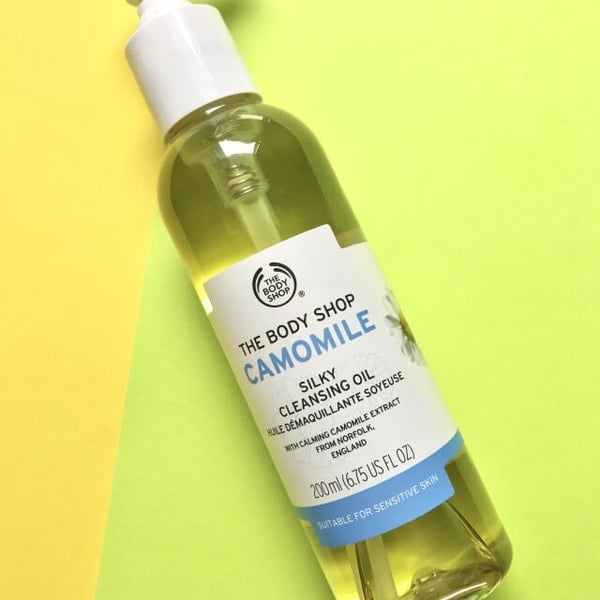 Dầu tẩy trang Camomile Silky Cleansing OiI 