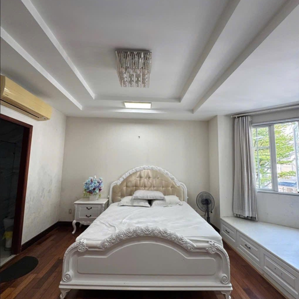 Bán biệt thự đường D8, Khu Saigon Pearl, Bình Thạnh