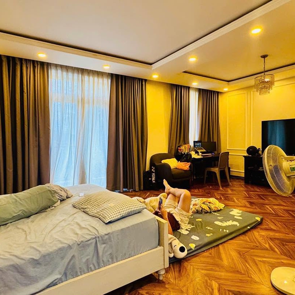 Bán Biệt thự mặt tiền đường số khu Sadeco ven sông, Phường Tân Hưng, Quận 7