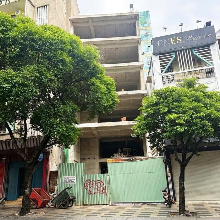 Bán toà nhà mặt tiền Lê Lai, P. Bến Thành, Quận 1