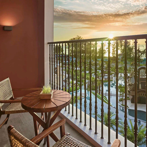 Phòng Executive Giường King Hướng Biển - Tầng Cao - Mövenpick Resort Phan Thiết