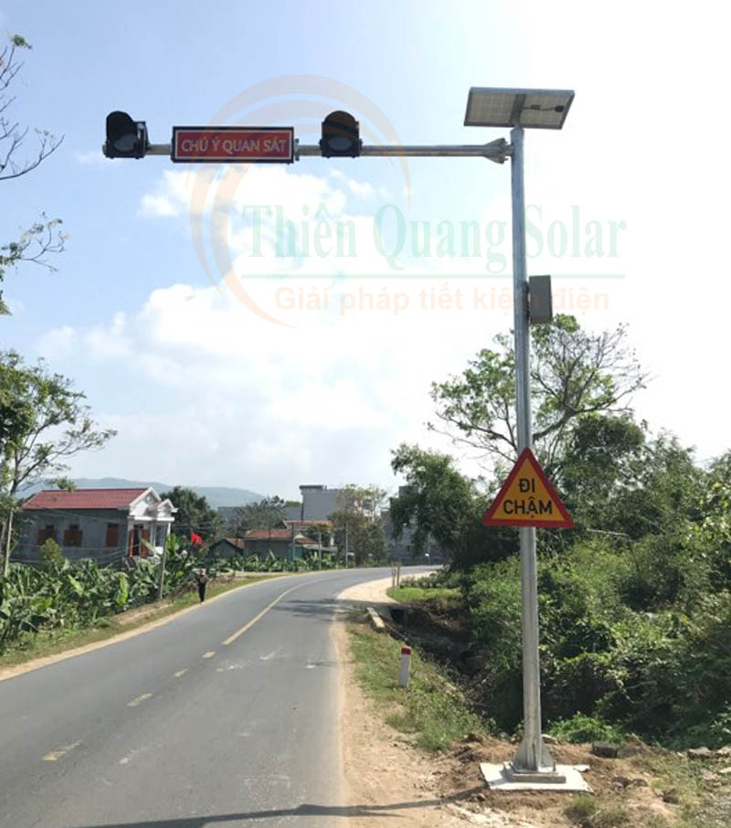 Bảng đèn LED Chú Ý Quan Sát