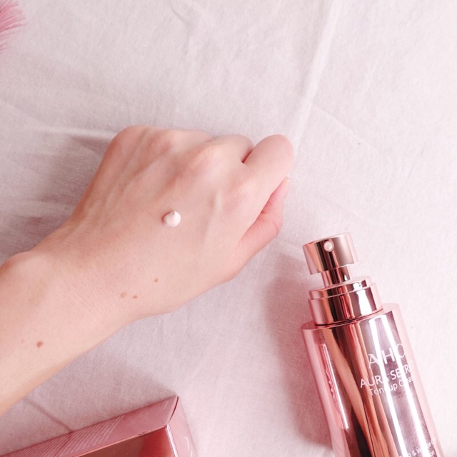 Kem dưỡng ẩm L'Occitane Pivoine 3