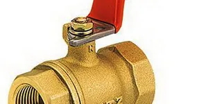 Khóa van nước theo chiều kim đồng hồ đúng hay sai ??