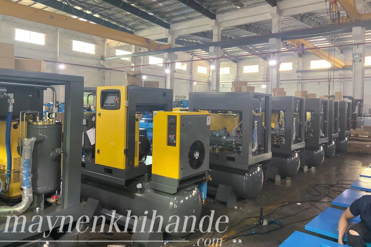 máy nén khí cho máy cắt laser