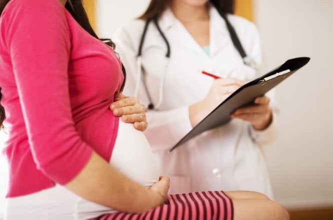 Có những biểu hiện và triệu chứng nào cho thấy nguy cơ bị tiểu đường thai kỳ?
