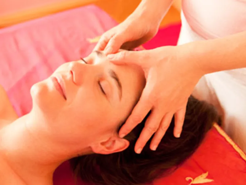 PHƯƠNG PHÁP XOA BÓP BẤM HUYỆT TRONG PHÒNG VÀ ĐIỀU TRỊ BỆNH TĂNG HUYẾT ÁP
