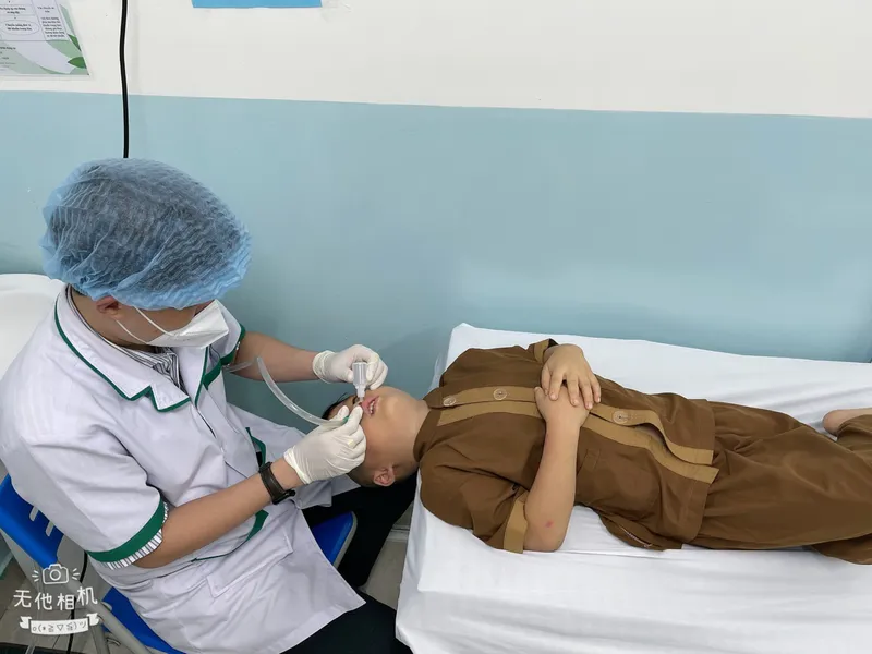 THỦ THUẬT RỬA MŨI XOANG ( PHƯƠNG PHÁP PROETZ) TRONG ĐIỀU TRỊ VIÊM MŨI XOANG