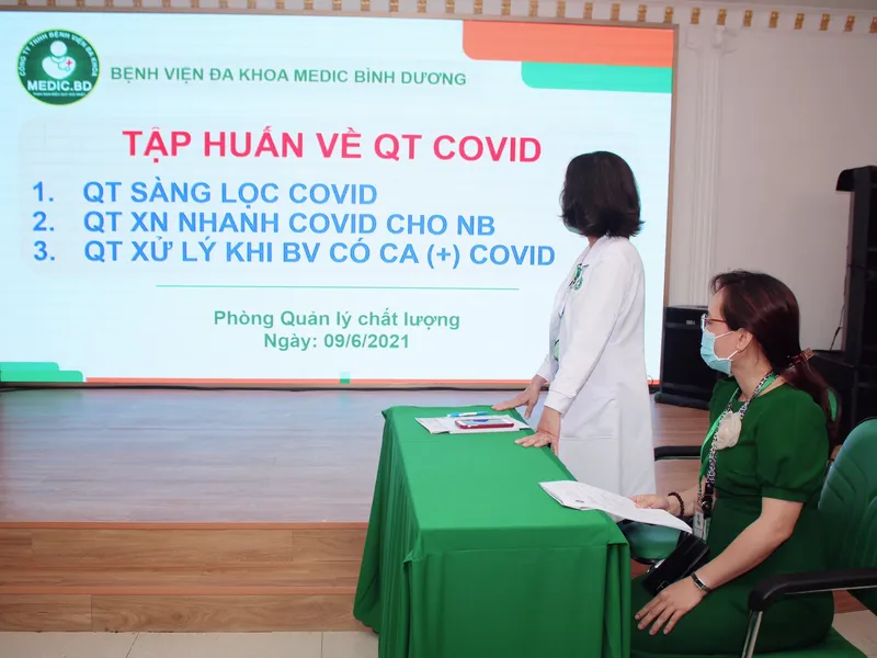 TẬP HUẤN VỀ QUY TRÌNH COVID CHO CÁN BỘ - NHÂN VIÊN TẠI BỆNH VIỆN ĐA KHOA MEDIC BÌNH DƯƠNG