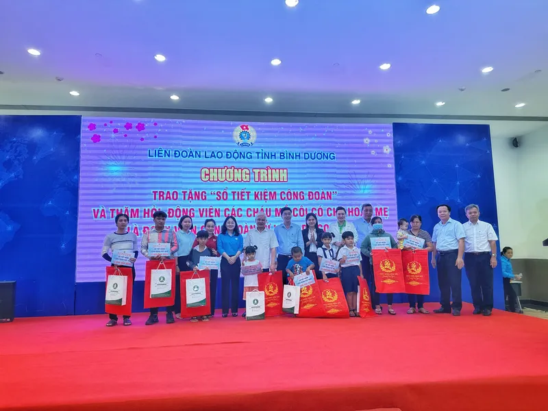 TRAO TẶNG QUÀ VÀ TÀI TRỢ KHÁM CHỮA BỆNH MIỄN PHÍ CHO CÁC TRẺ EM MỒ CÔI CHA MẸ DO ĐẠI DỊCH COVID-19