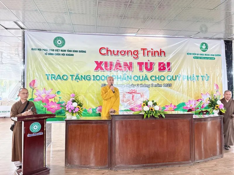 CHƯƠNG TRÌNH  XUÂN TỪ BI - TRAO TẶNG QUÀ CHO QUÝ PHẬT TỬ