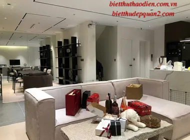 Bán villa nhỏ đẹp ở Thảo Điền