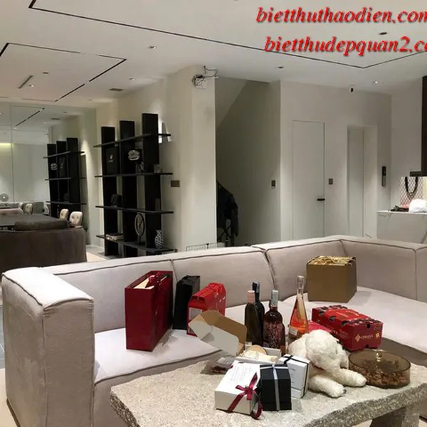 Bán villa nhỏ đẹp ở Thảo Điền